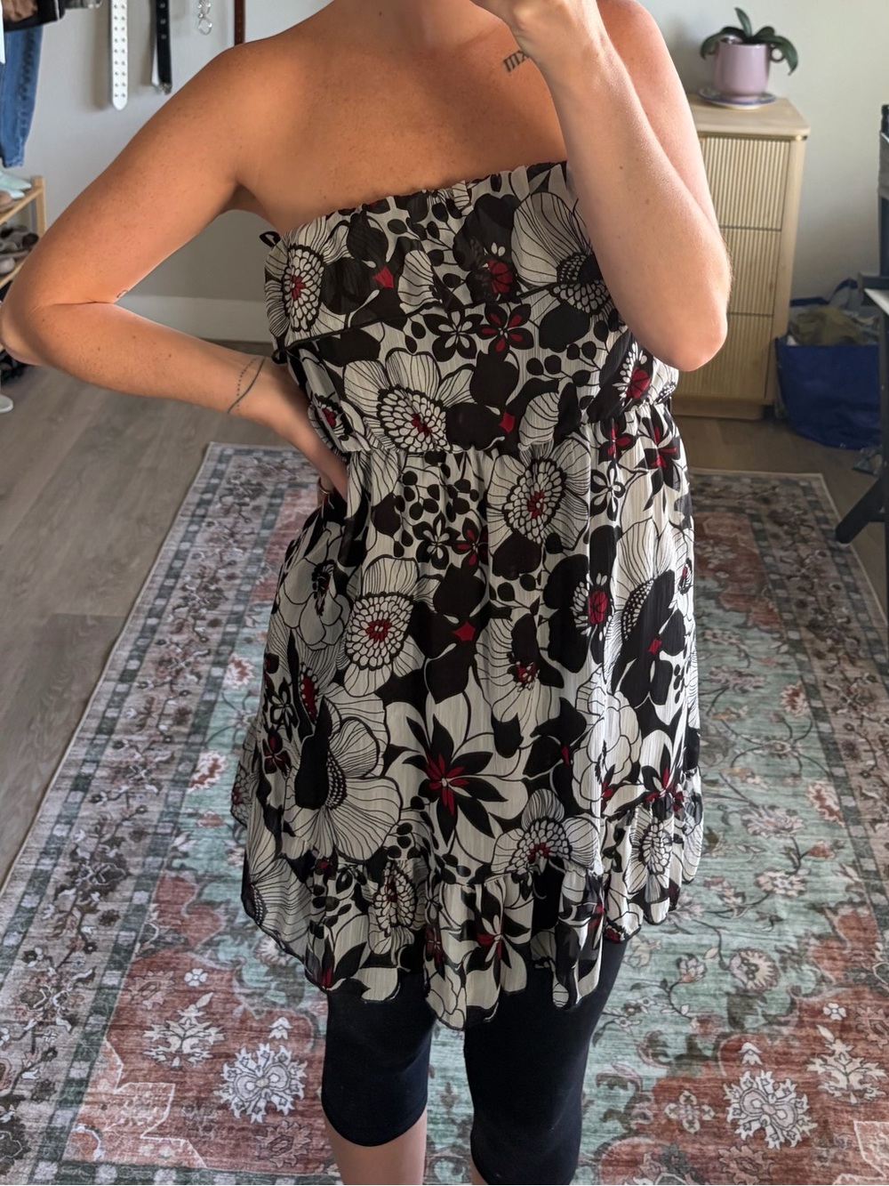 Rhapsody Black White Red Floral Strapless Ruffle Mini Dress M